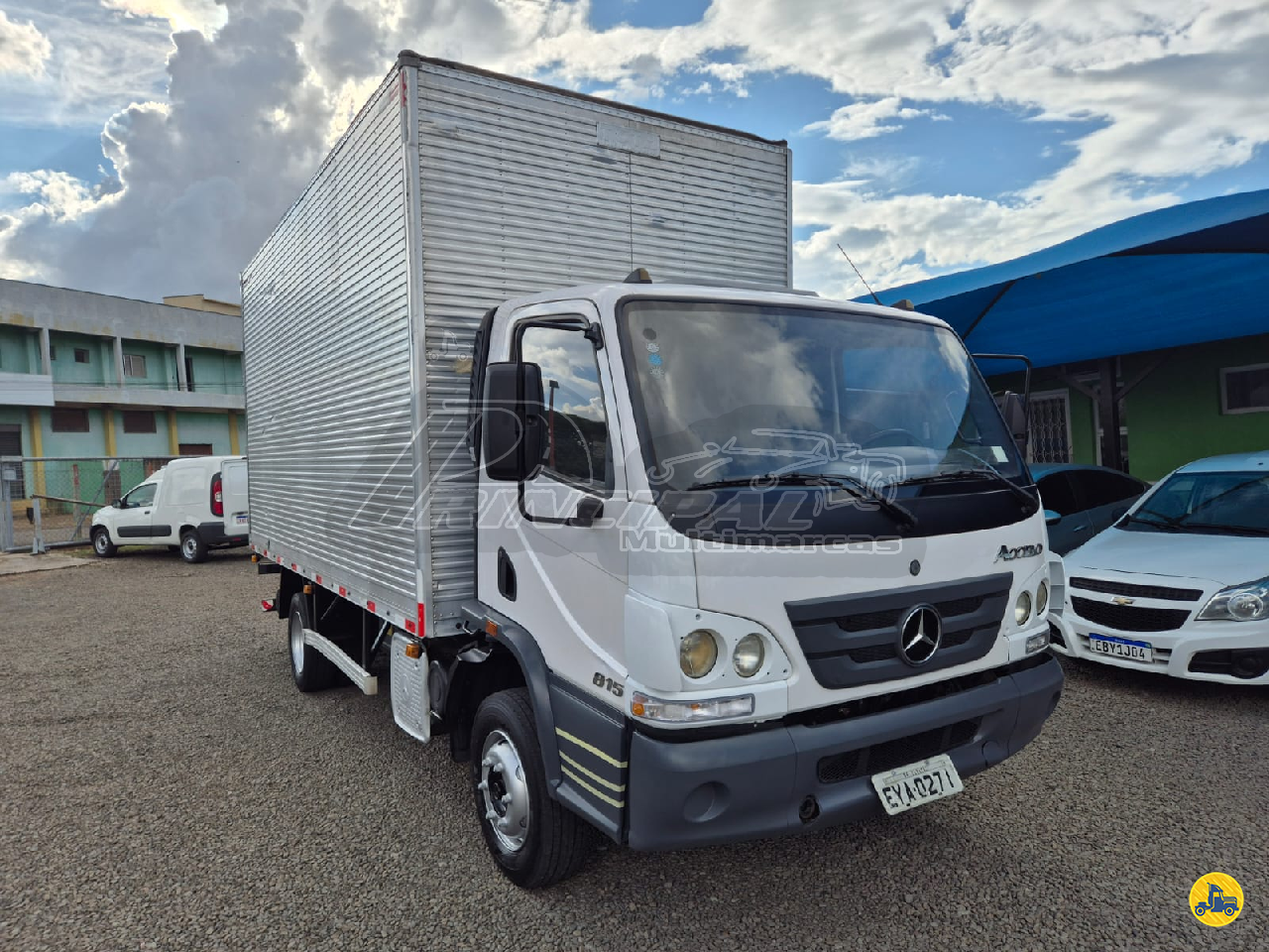 CAMINHAO MERCEDES-BENZ MB 815 Baú Furgão 3/4 4x2 Principal Multimarcas AMERICANA SÃO PAULO SP