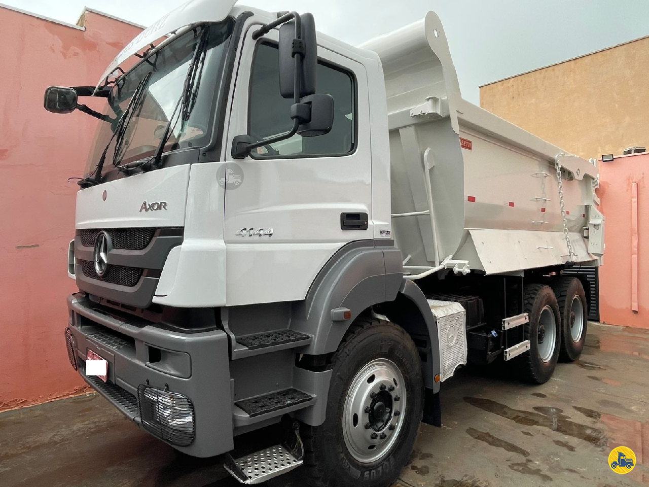 CAMINHAO MERCEDES-BENZ MB 4144 Caçamba Basculante Truck 6x4 Robinson Caminhões Multimarcas PORTO FERREIRA SÃO PAULO SP