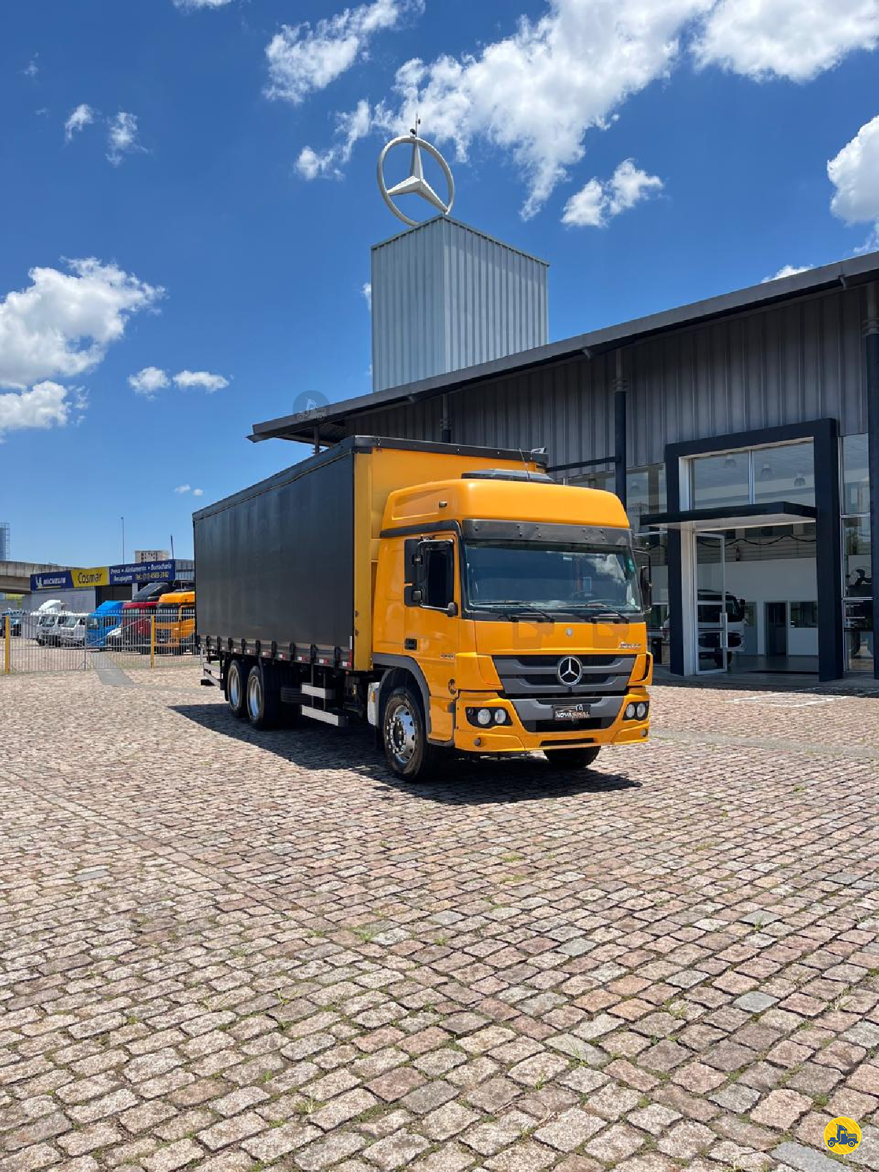 CAMINHAO MERCEDES-BENZ MB 2426 Baú Sider Truck 6x2 Nova Sinal Caminhões JUNDIAI SÃO PAULO SP