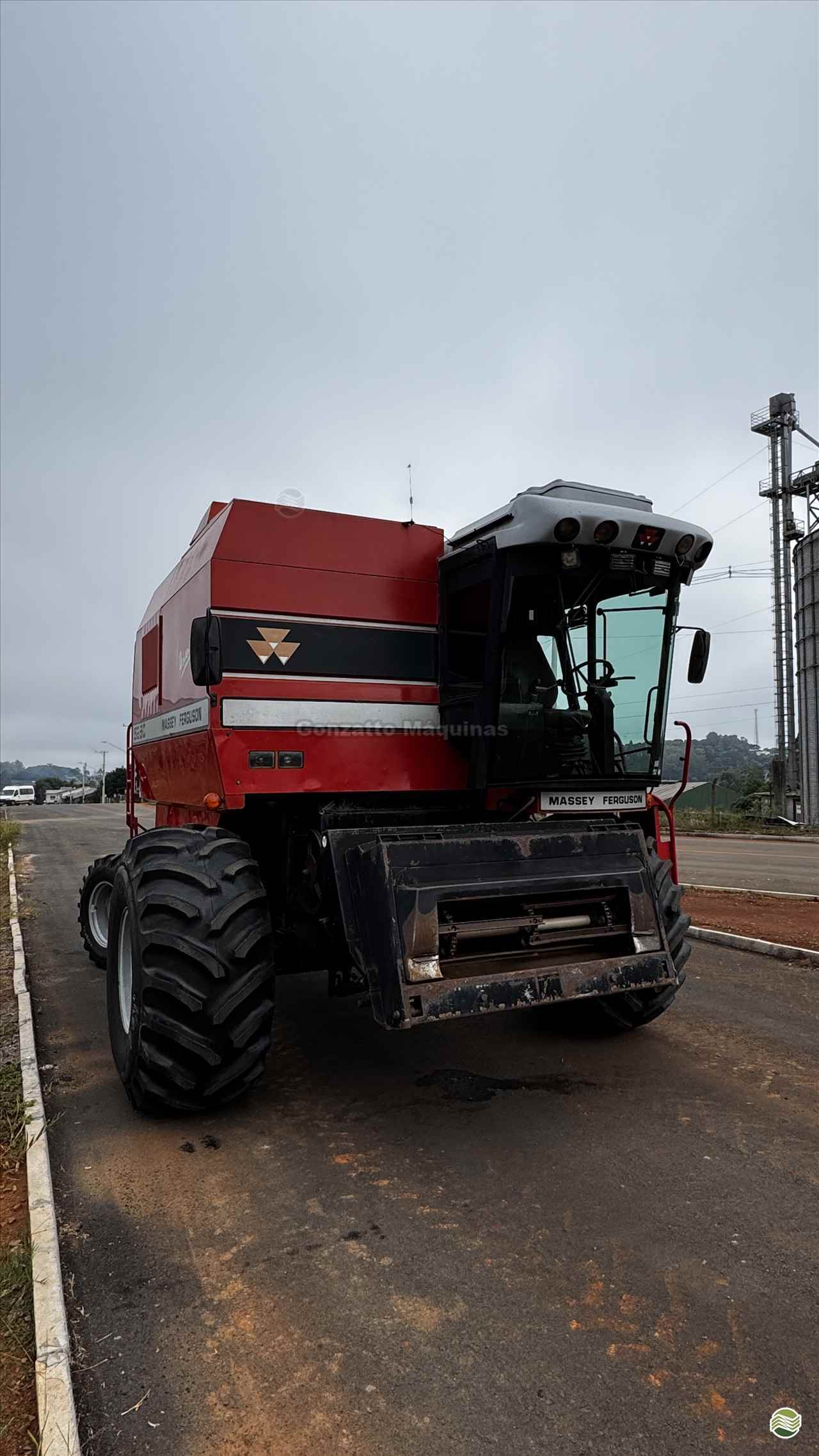 COLHEITADEIRA MASSEY FERGUSON MF 5650 Gonzatto Máquinas IBIRAIARAS RIO GRANDE DO SUL RS