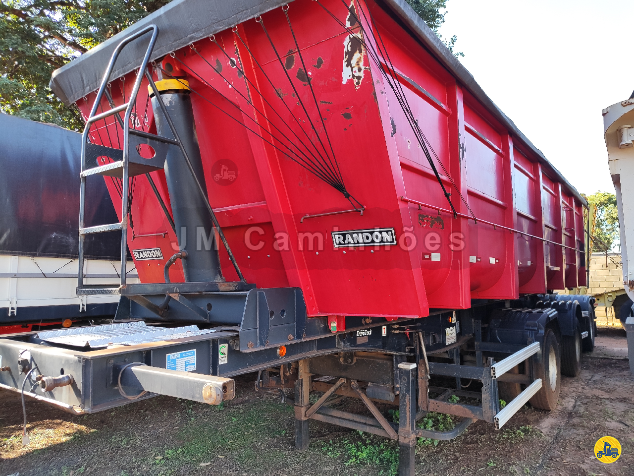 CARRETA SEMI-REBOQUE BASCULANTE JM Caminhões DOURADOS MATO GROSSO DO SUL MS
