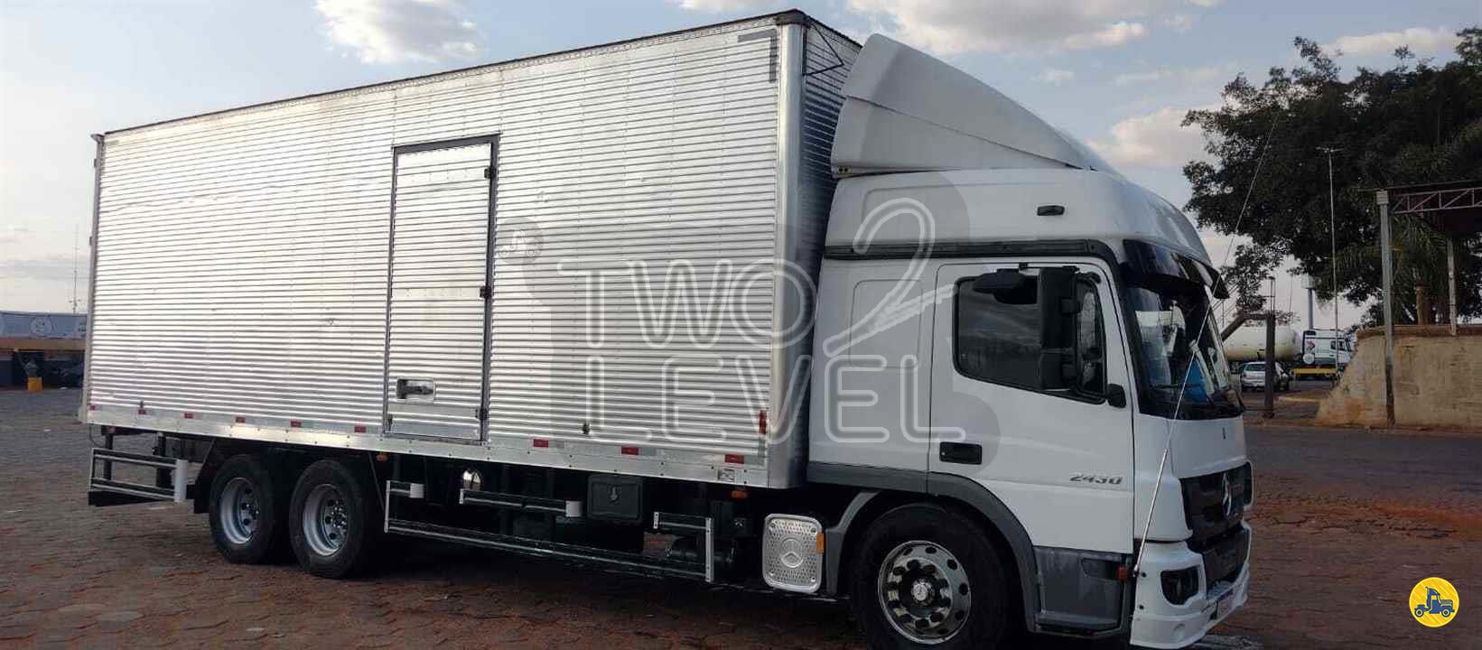 CAMINHAO MERCEDES-BENZ MB 2430 Baú Furgão 3/4 6x2 Two Level CURITIBA PARANÁ PR