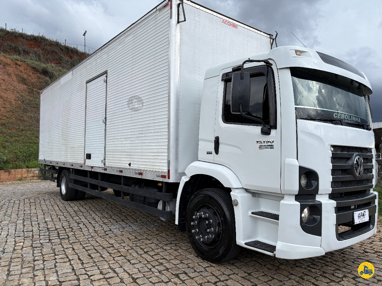 CAMINHAO VOLKSWAGEN VW 15190 Baú Furgão Toco 4x2 Cebolinha Caminhões JOAO MONLEVADE MINAS GERAIS MG