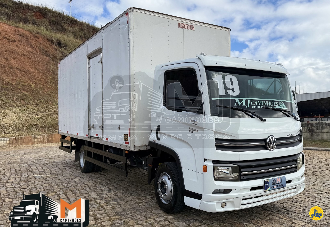 CAMINHAO VOLKSWAGEN VW 9170 Baú Furgão 3/4 4x2 MJ Caminhões JOAO MONLEVADE MINAS GERAIS MG
