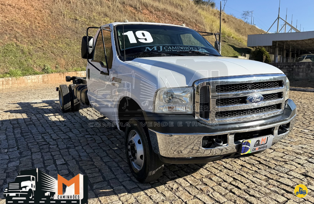 CAMINHAO FORD F4000 CD Chassis 3/4 4x4 MJ Caminhões JOAO MONLEVADE MINAS GERAIS MG