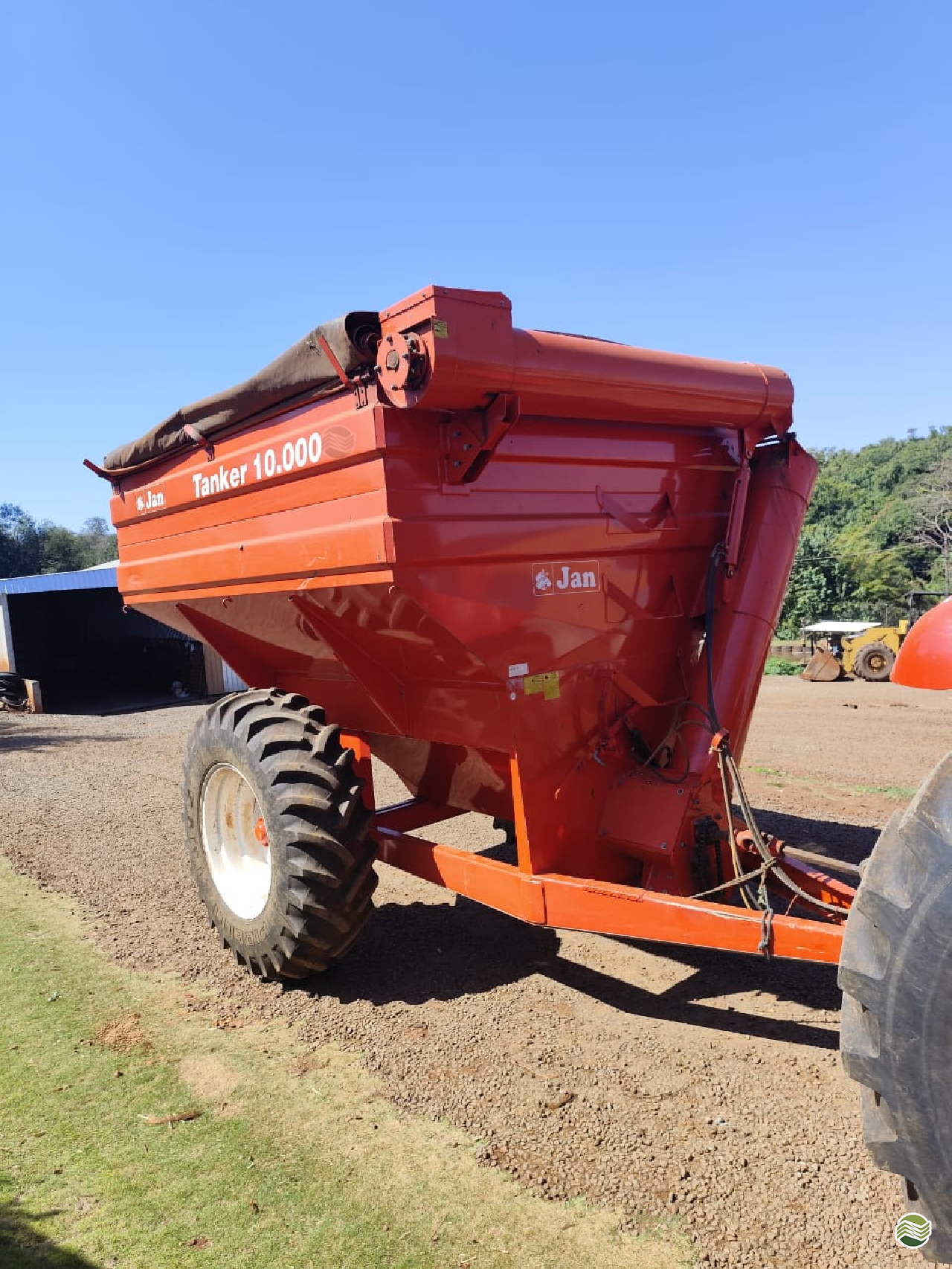 IMPLEMENTOS AGRICOLAS CARRETA BAZUKA GRANELEIRA 10000 JM Tratores  ADAMANTINA SÃO PAULO SP