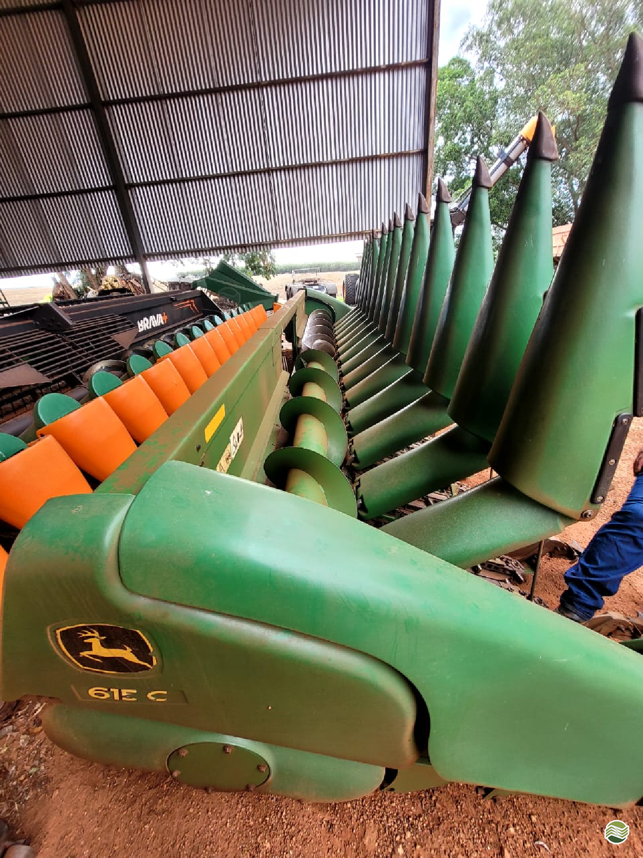 PLATAFORMA COLHEITADEIRA JOHN DEERE JOHN DEERE 615C JM Tratores  ADAMANTINA SÃO PAULO SP