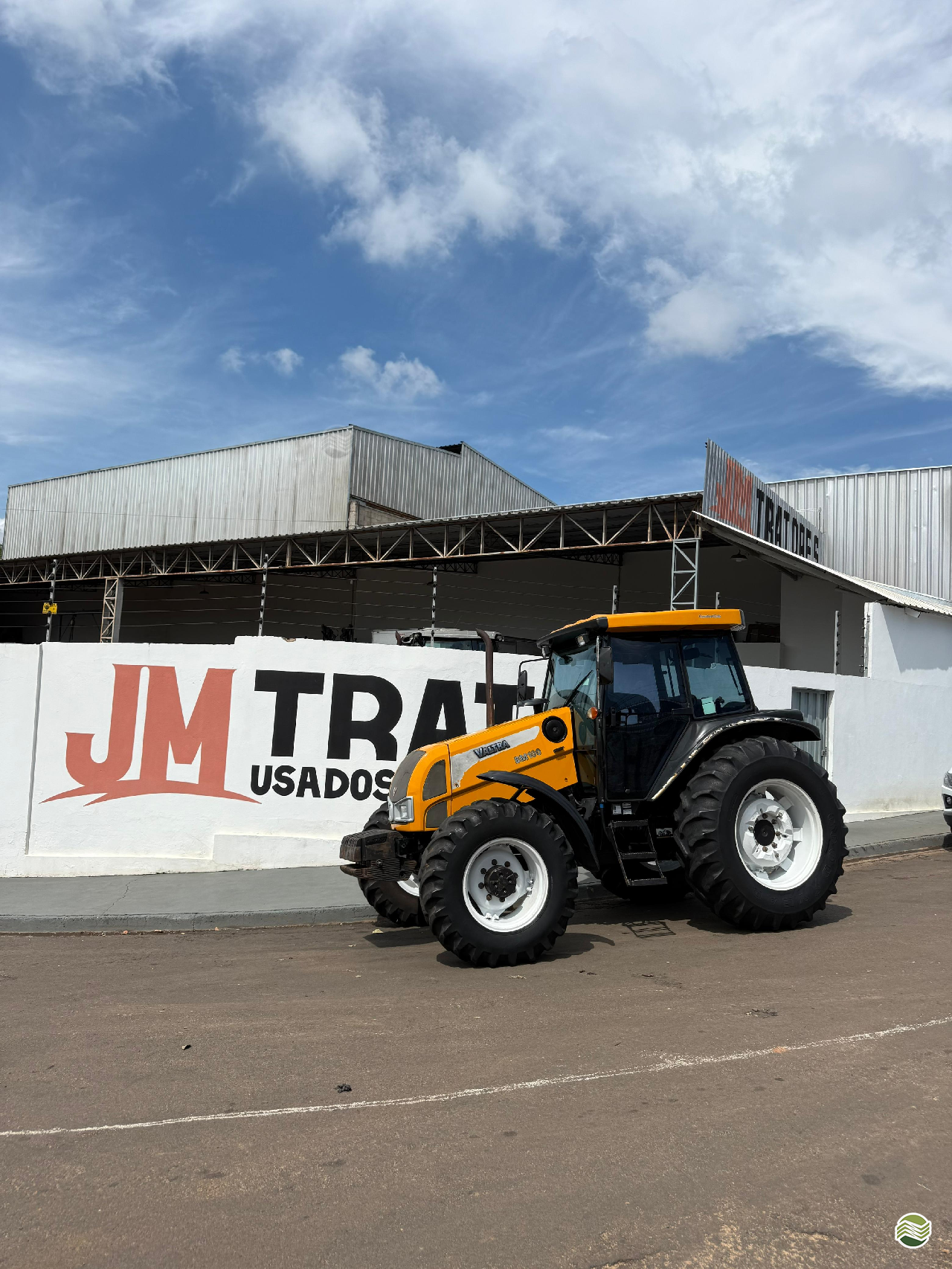 TRATOR VALTRA VALTRA BM 100 Tração 4x4 JM Tratores  ADAMANTINA SÃO PAULO SP