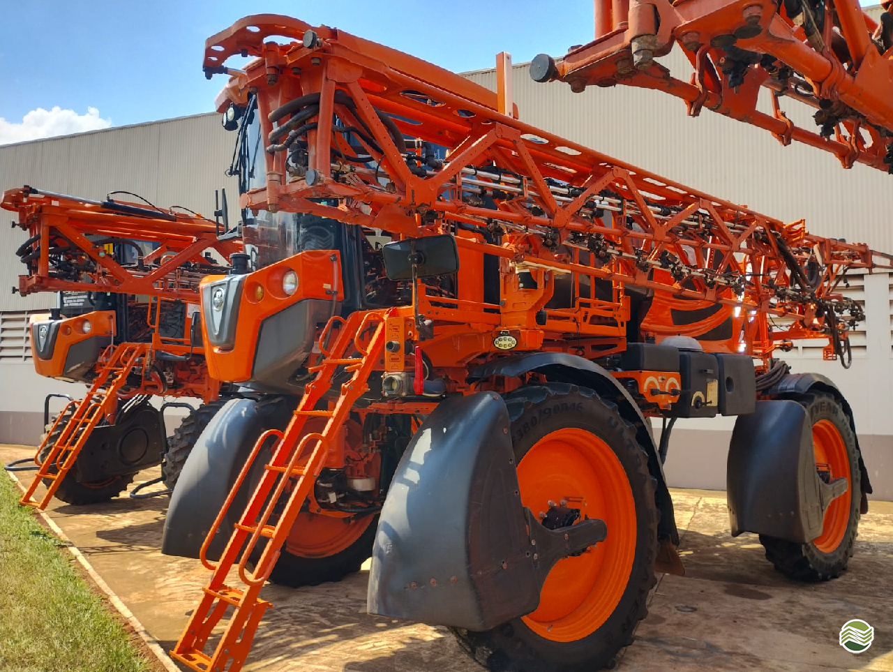 PULVERIZADOR JACTO UNIPORT 3030 Tração 4x4 JM Tratores  ADAMANTINA SÃO PAULO SP