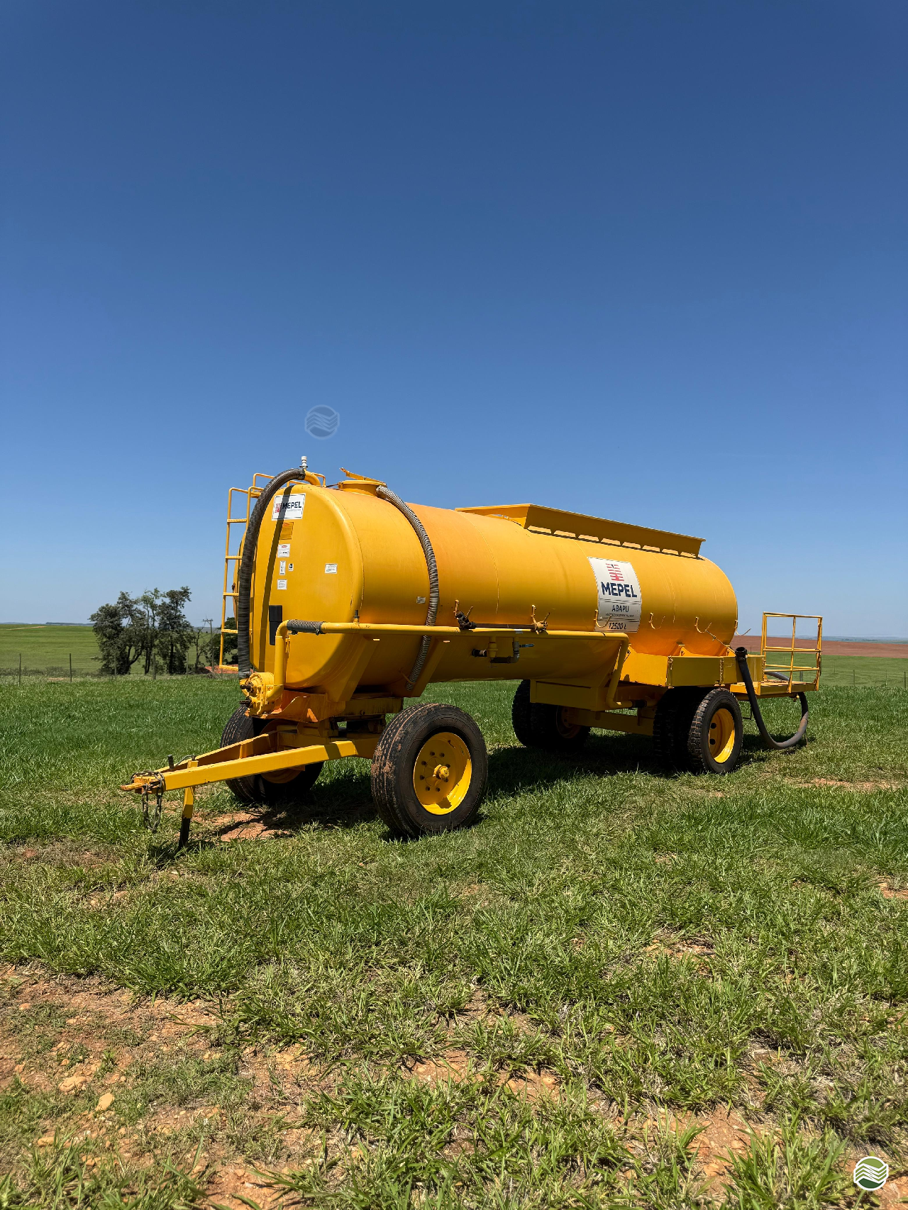 IMPLEMENTOS AGRICOLAS CARRETA TANQUE TANQUE 12500 LITROS JM Tratores  ADAMANTINA SÃO PAULO SP