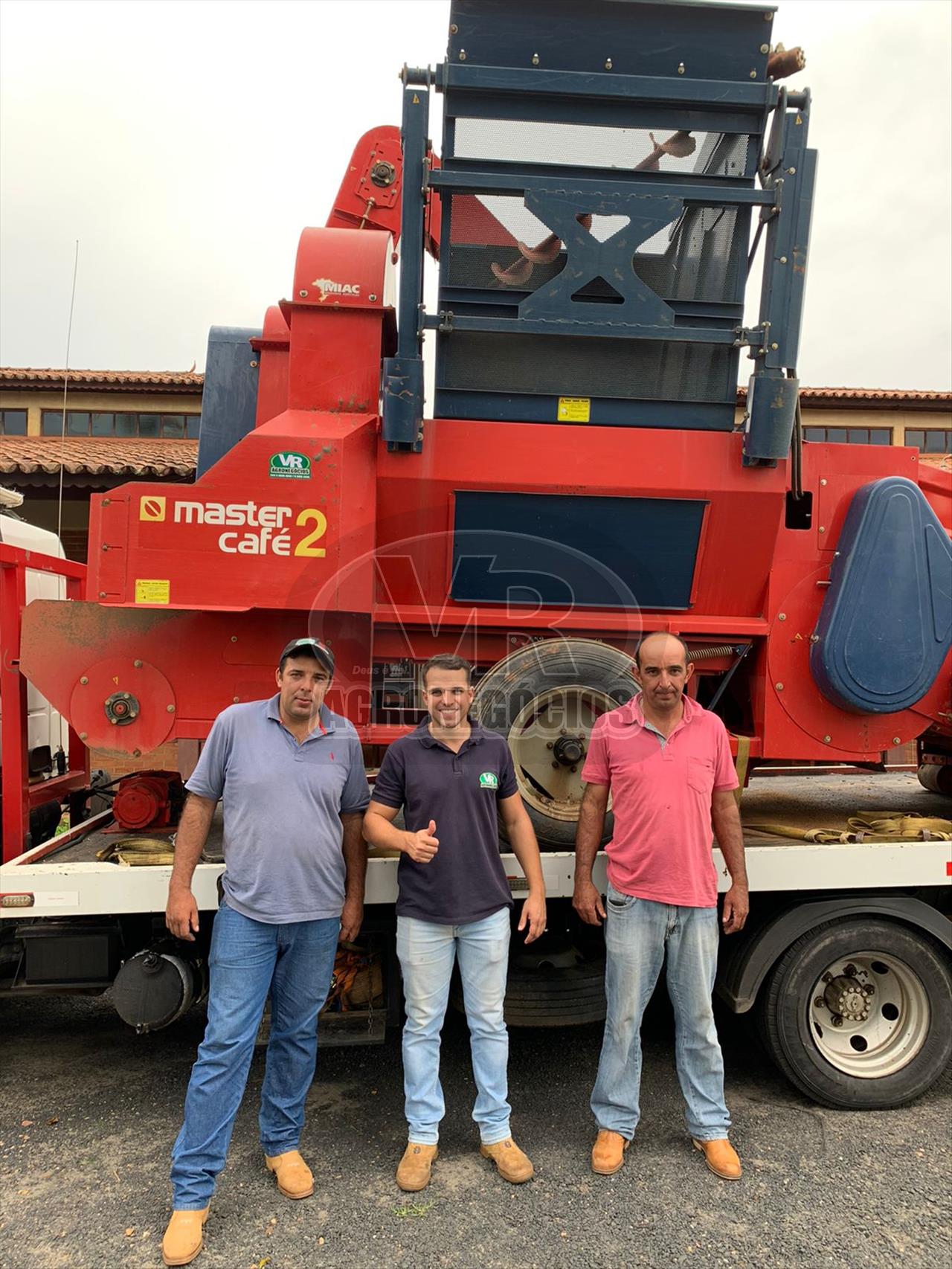 Miac Master café 2 
Destino: Medeiros - MG 