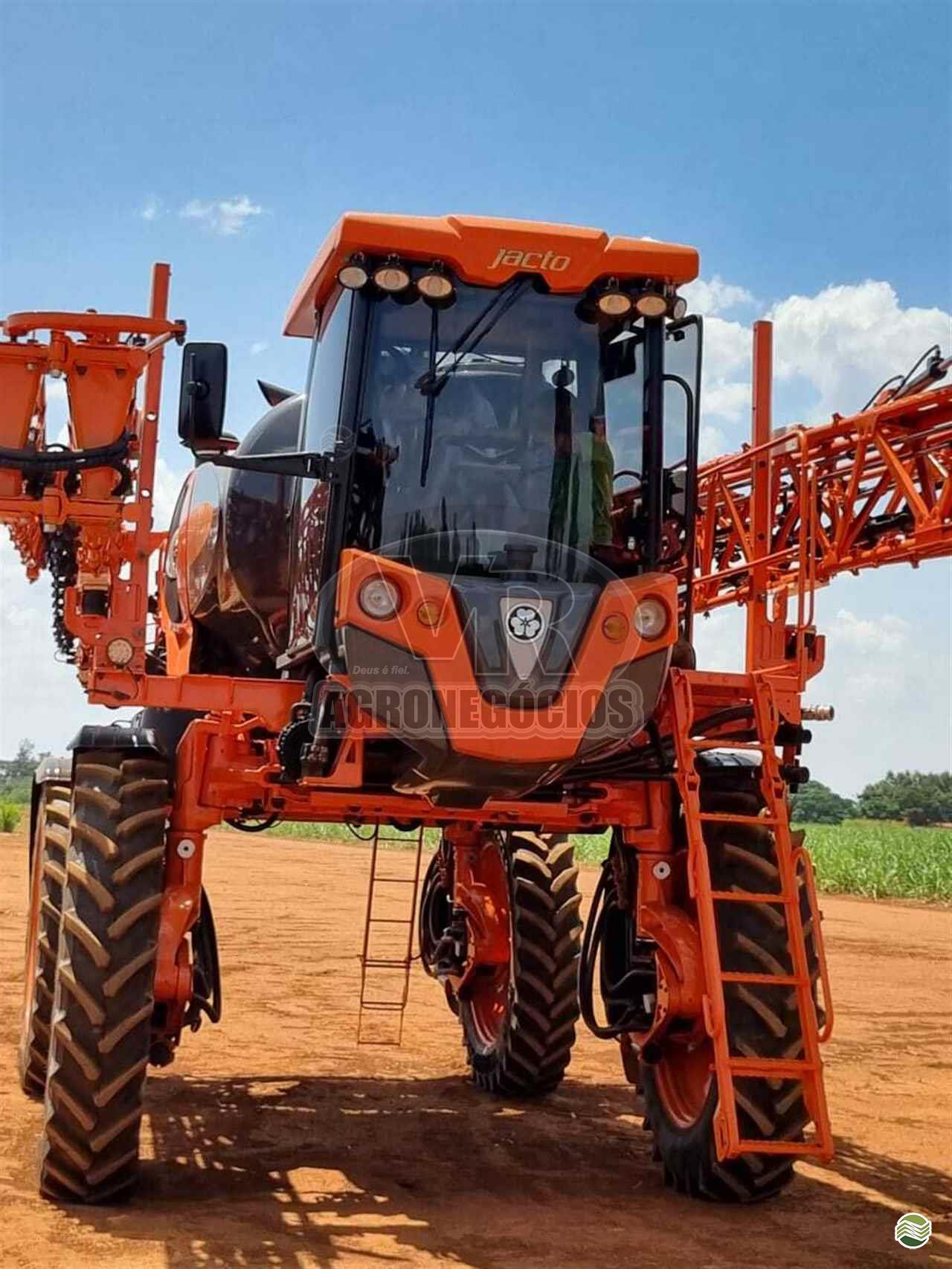 PULVERIZADOR JACTO UNIPORT 3030 Tração 4x4 VR Agronegócios ARAXA MINAS GERAIS MG