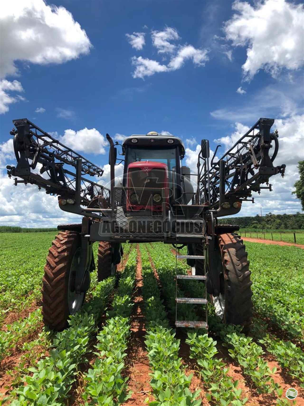 PULVERIZADOR MASSEY FERGUSON MF 9030