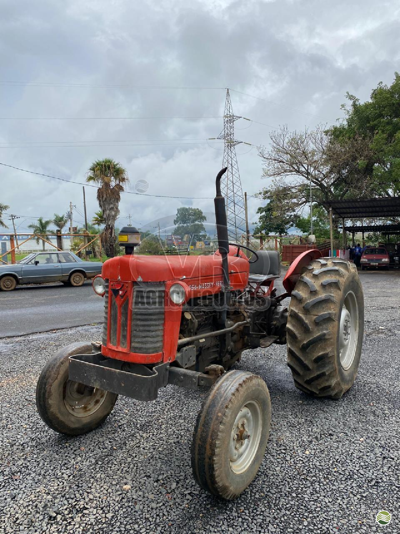 TRATOR MASSEY FERGUSON MF 65