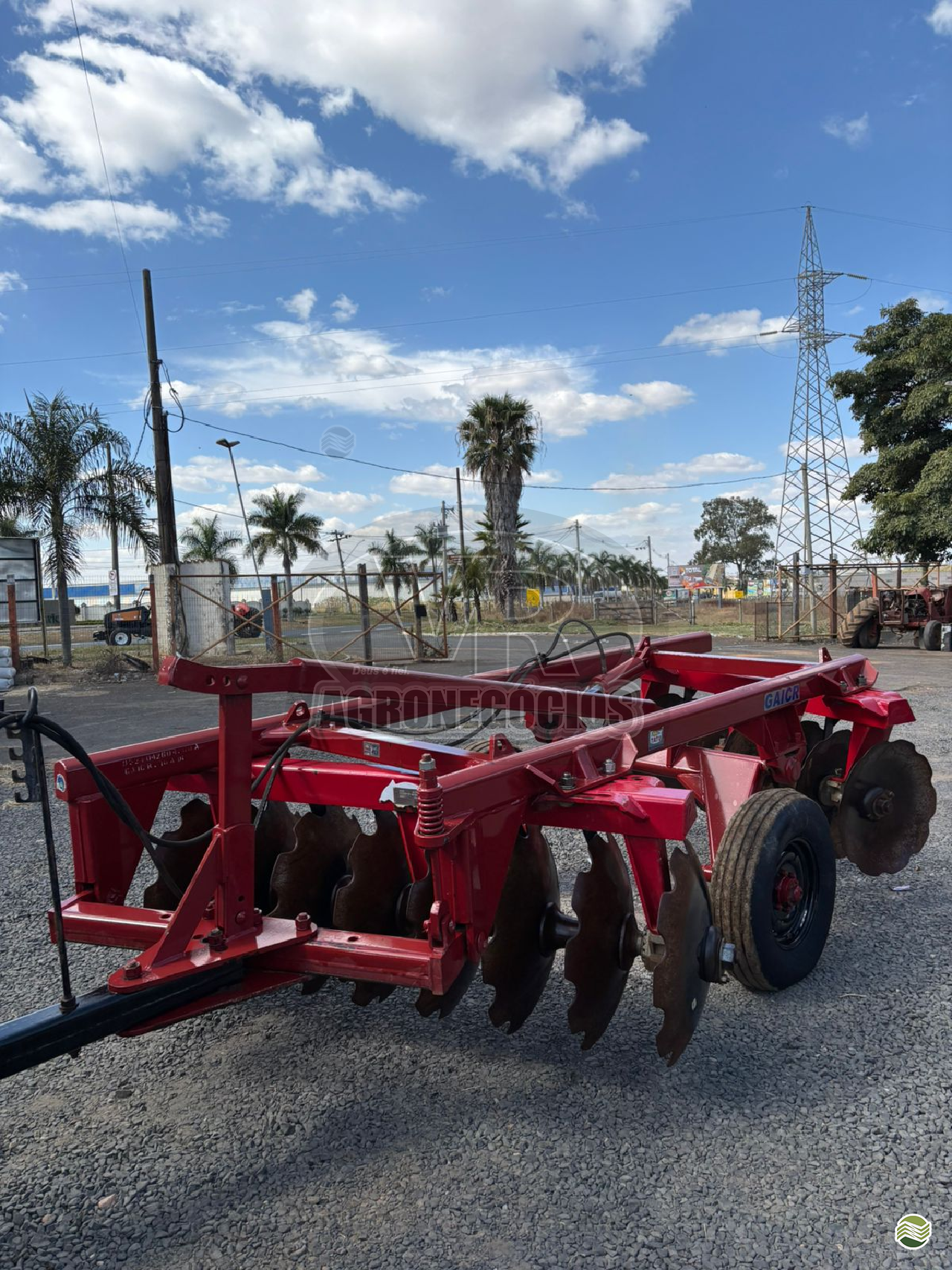 IMPLEMENTOS AGRICOLAS GRADE INTERMEDIÁRIA INTERMEDIÁRIA 16 DISCOS