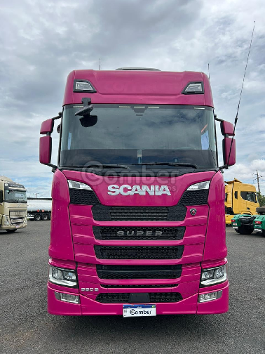 SCANIA S560