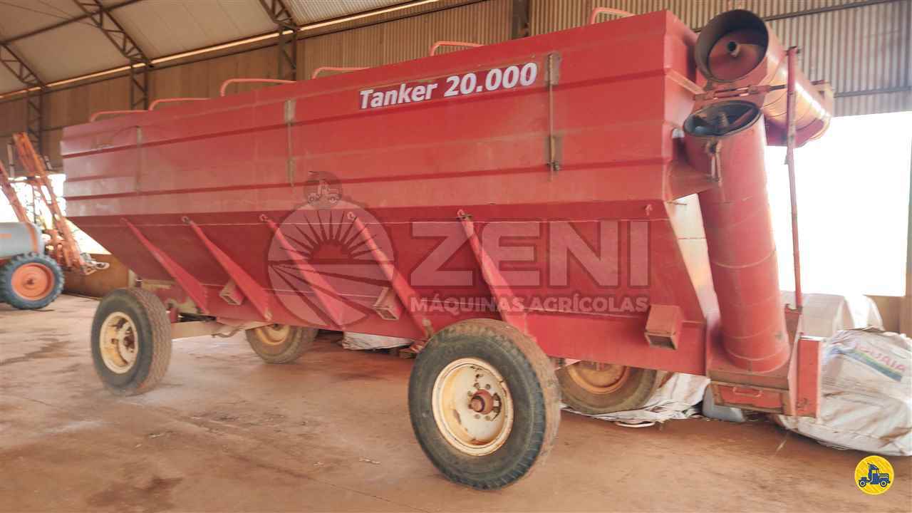 IMPLEMENTOS AGRICOLAS CARRETA BAZUKA GRANELEIRA 20000 Zeni Máquinas Agrícolas CRISTALINA GOIAS GO