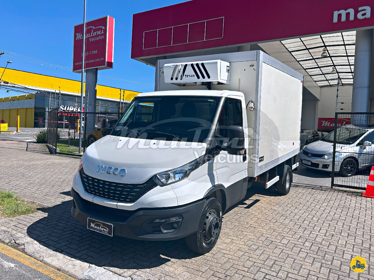 CAMINHAO IVECO DAILY 65-170 Baú Térmico 3/4 4x2 Mauloni Veículos CURITIBA PARANÁ PR