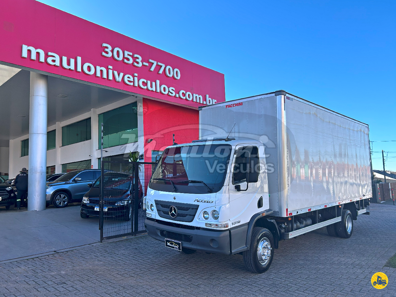 CAMINHAO MERCEDES-BENZ MB 1016 Baú Furgão 3/4 4x2 Mauloni Veículos CURITIBA PARANÁ PR