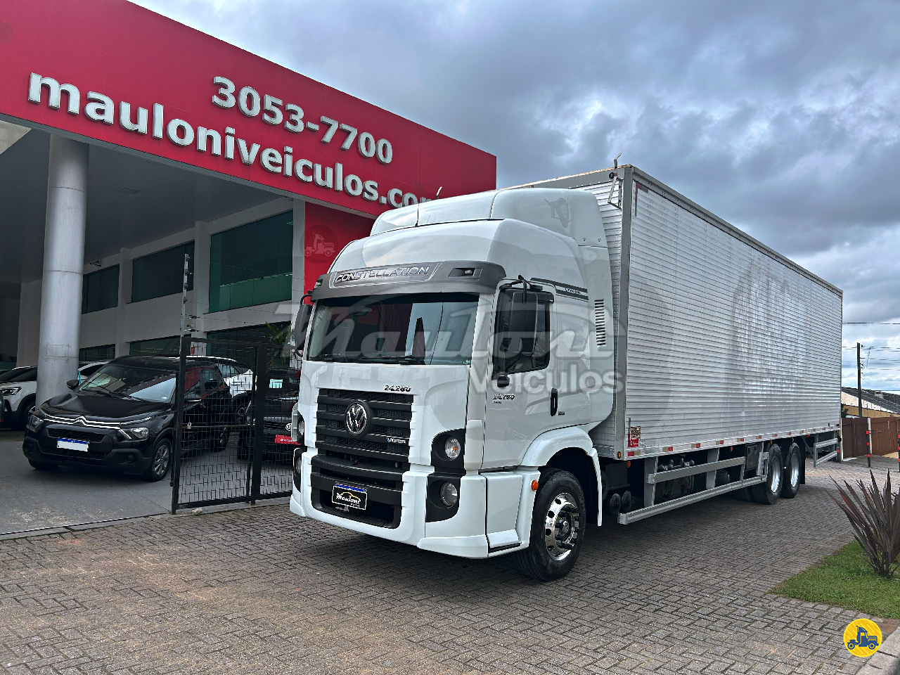 CAMINHAO VOLKSWAGEN VW 24280 Baú Furgão Cavalo 6x2 Mauloni Veículos CURITIBA PARANÁ PR