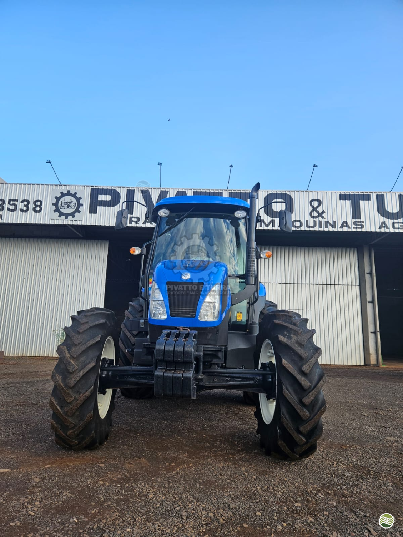 TRATOR NEW HOLLAND NEW TL5.80 Tração 4x4 Pivatto Tratores e Máquinas Agrícolas REALEZA PARANÁ PR