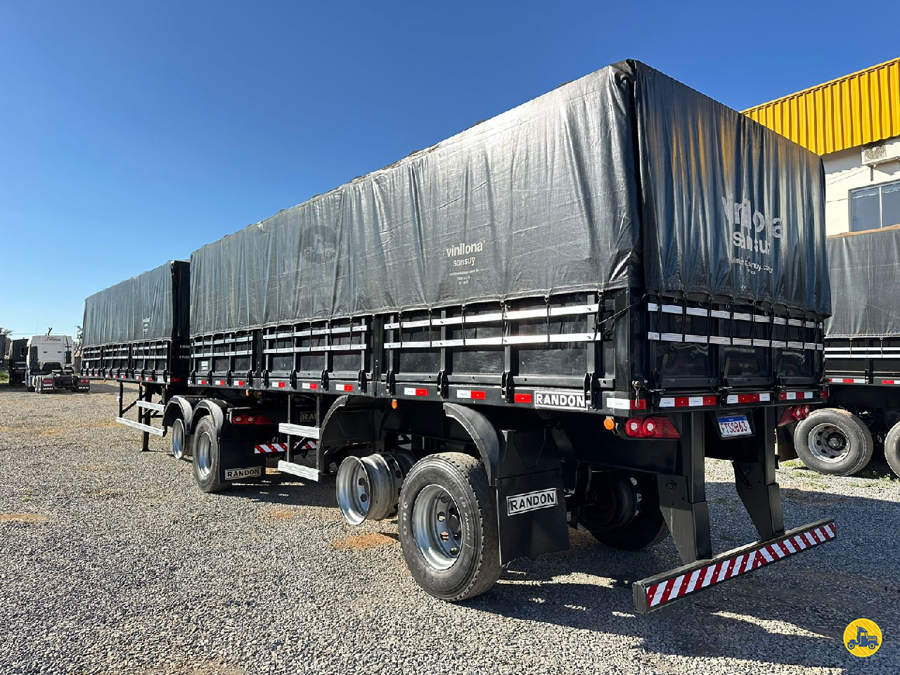 CARRETA BITREM GRANELEIRO Avenue Implementos PATOS DE MINAS MINAS GERAIS MG