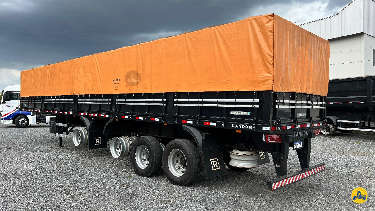 CARRETA SEMI-REBOQUE GRANELEIRO Avenue Implementos PATOS DE MINAS MINAS GERAIS MG