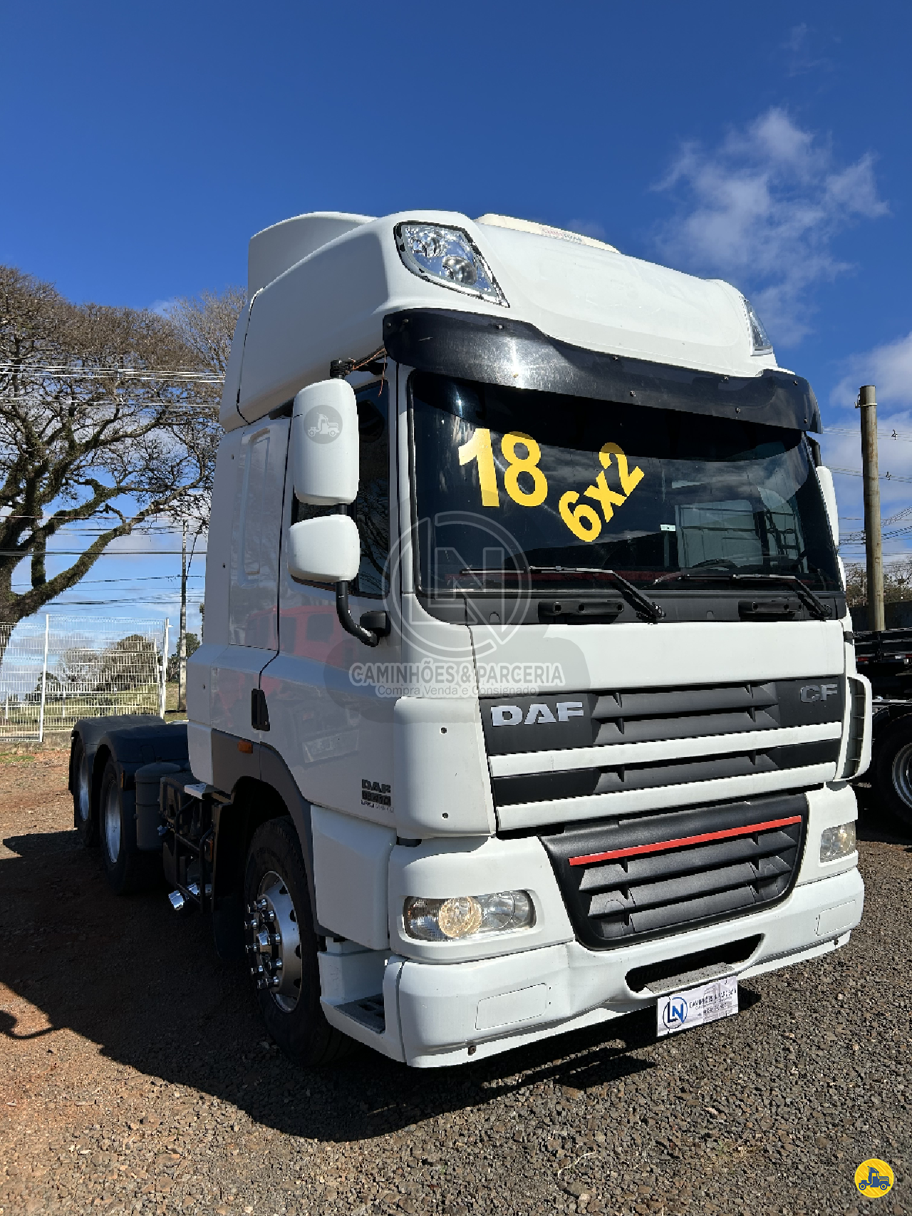 CAMINHAO DAF DAF CF FTS 410 Cavalo Mecânico Cavalo 6x2 LN Caminhões & Parceria Compra Venda e Consignado PONTA GROSSA PARANÁ PR