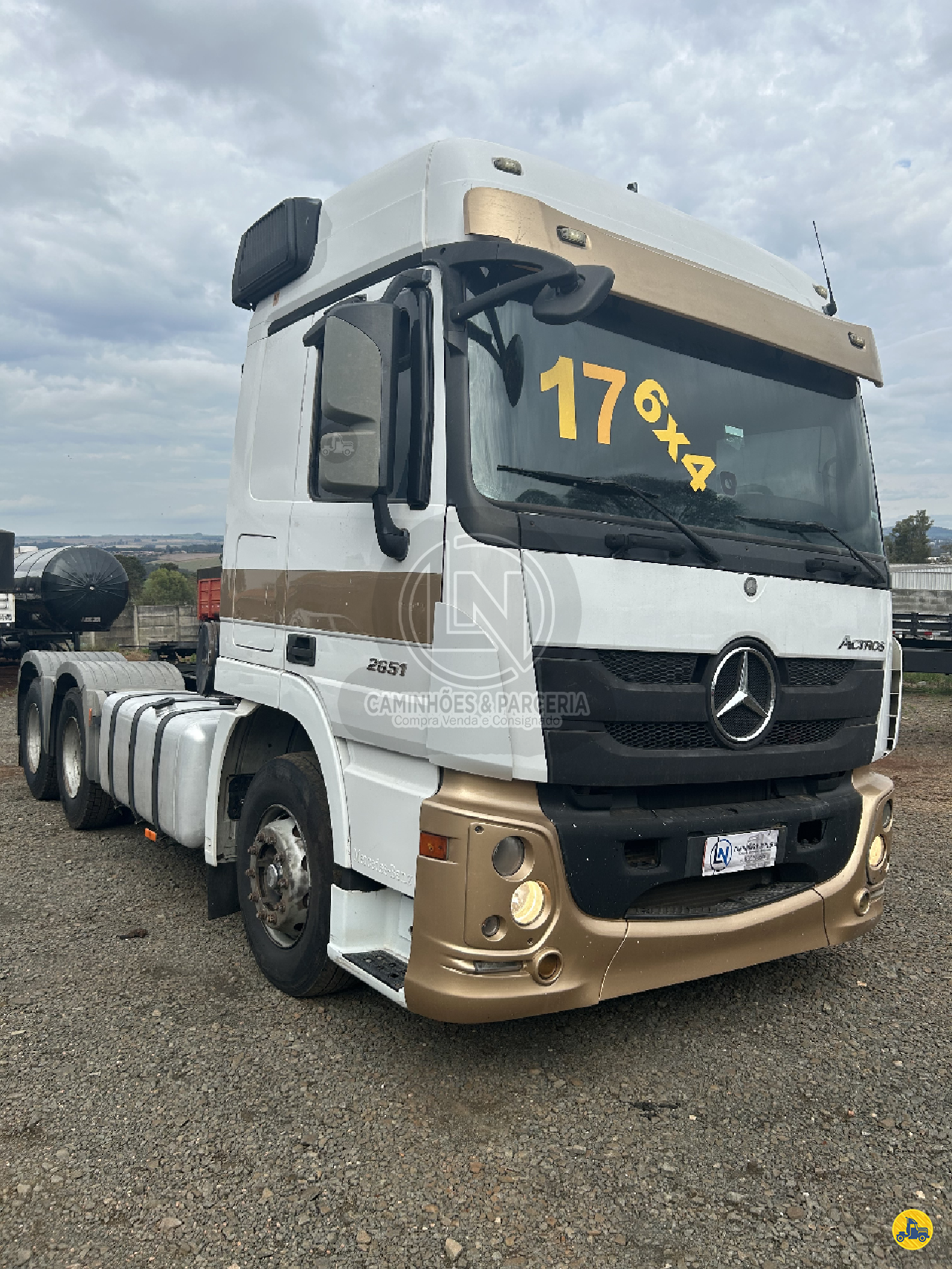 CAMINHAO MERCEDES-BENZ MB 2651 Cavalo Mecânico Cavalo 6x4 LN Caminhões & Parceria Compra Venda e Consignado PONTA GROSSA PARANÁ PR