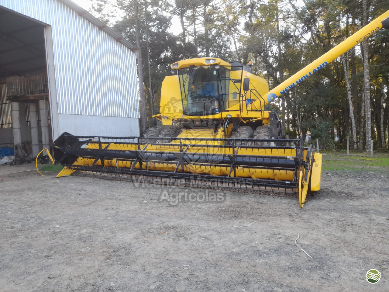 COLHEITADEIRA NEW HOLLAND TC 5090 Vicente Máquinas Agrícolas CASCAVEL PARANÁ PR