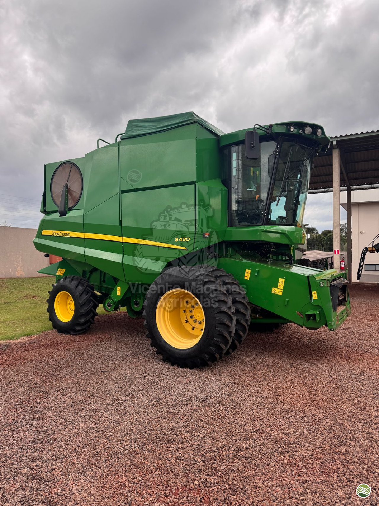 COLHEITADEIRA JOHN DEERE JOHN DEERE S430 Vicente Máquinas Agrícolas CASCAVEL PARANÁ PR