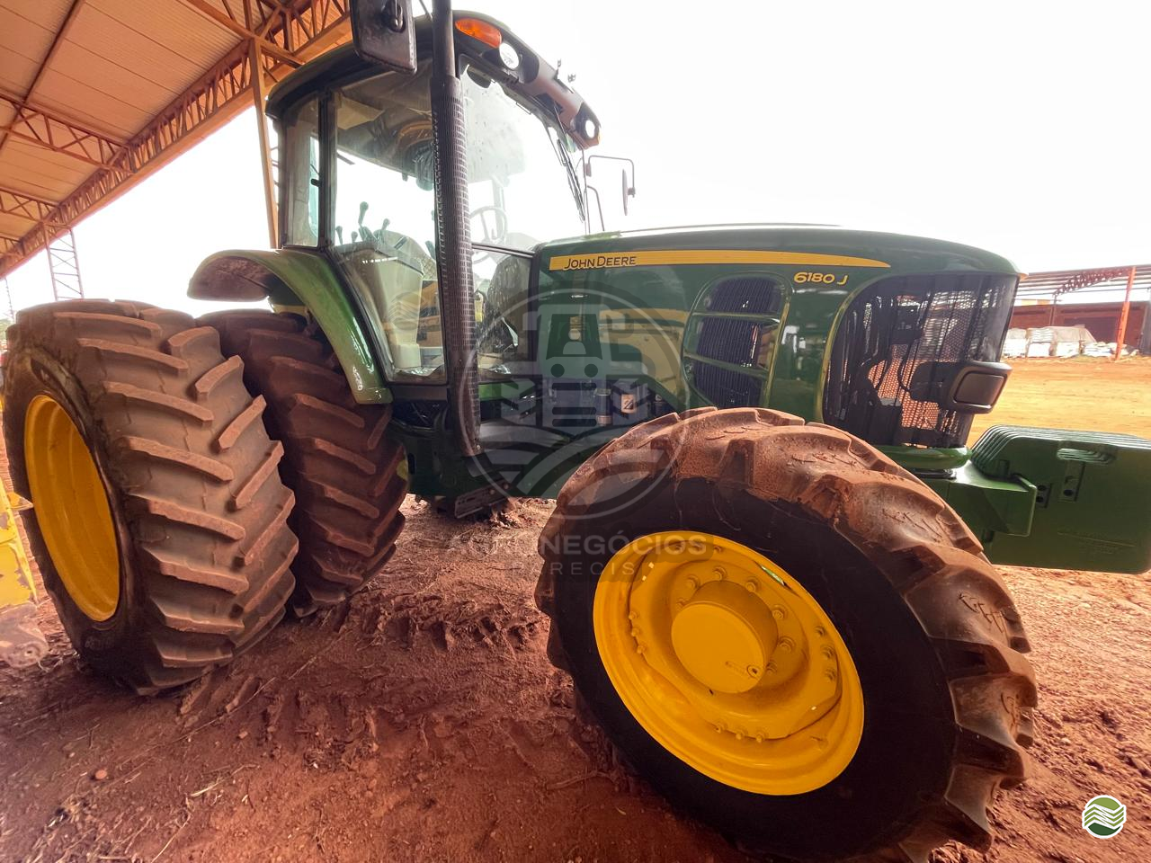TRATOR JOHN DEERE JOHN DEERE 6180J Tração 4x4 Agronegócios Parecis CAMPO NOVO DO PARECIS MATO GROSSO MT