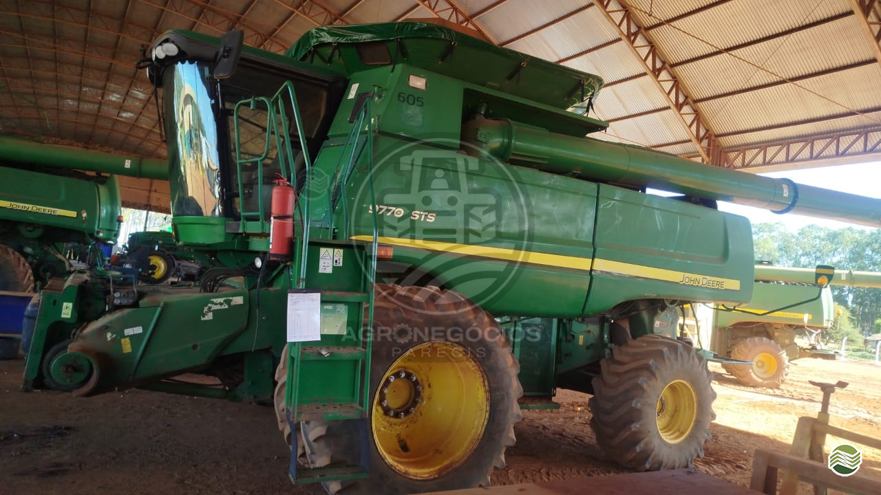 COLHEITADEIRA JOHN DEERE JOHN DEERE 9770 STS Agronegócios Parecis CAMPO NOVO DO PARECIS MATO GROSSO MT