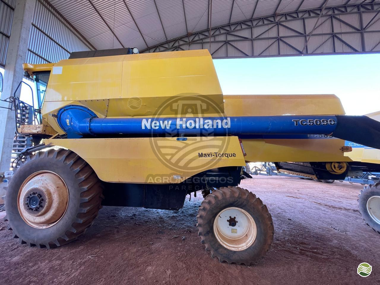 COLHEITADEIRA NEW HOLLAND TC 5090 Agronegócios Parecis CAMPO NOVO DO PARECIS MATO GROSSO MT