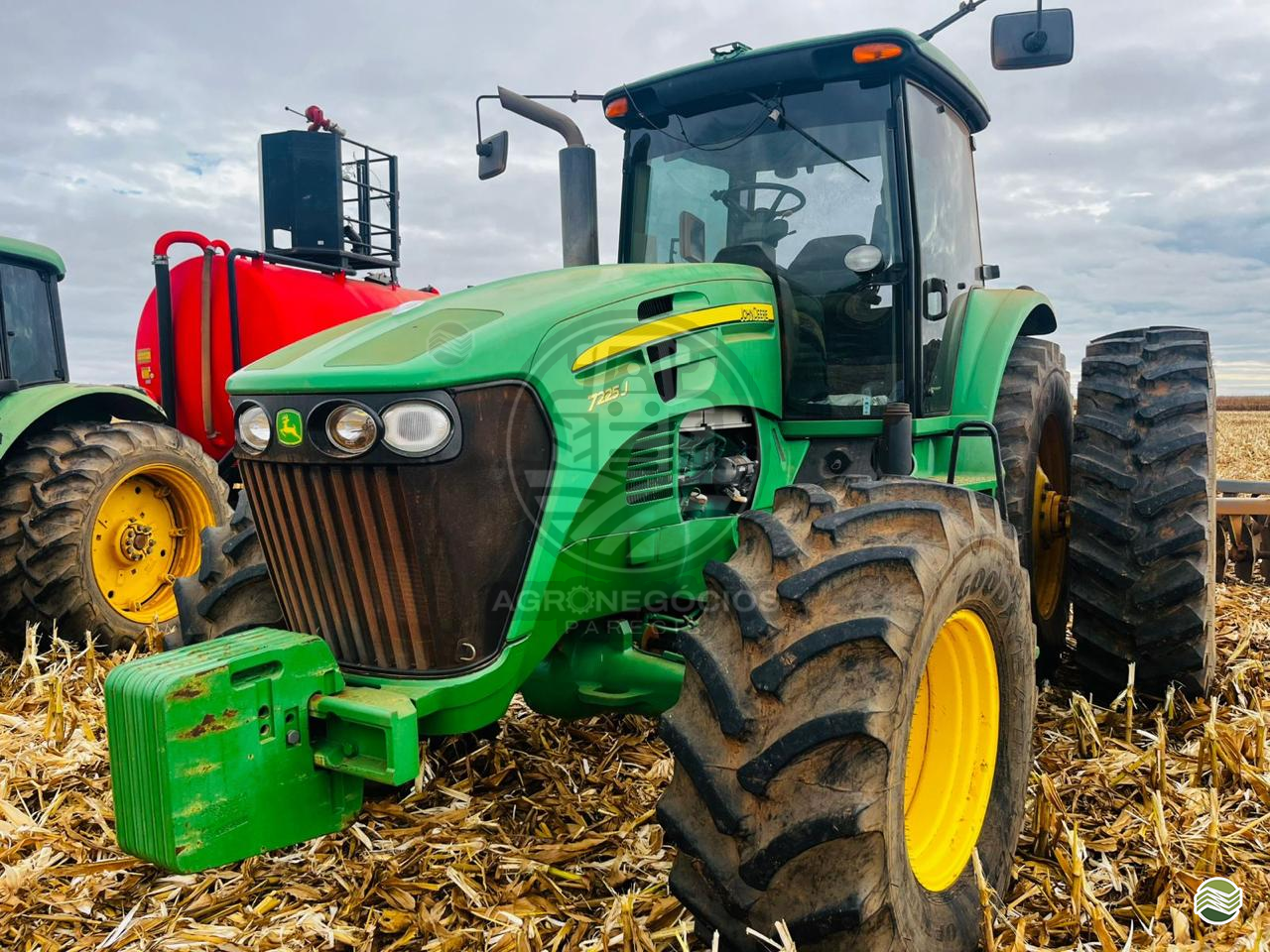 TRATOR JOHN DEERE JOHN DEERE 7225J Tração 4x4 Agronegócios Parecis CAMPO NOVO DO PARECIS MATO GROSSO MT