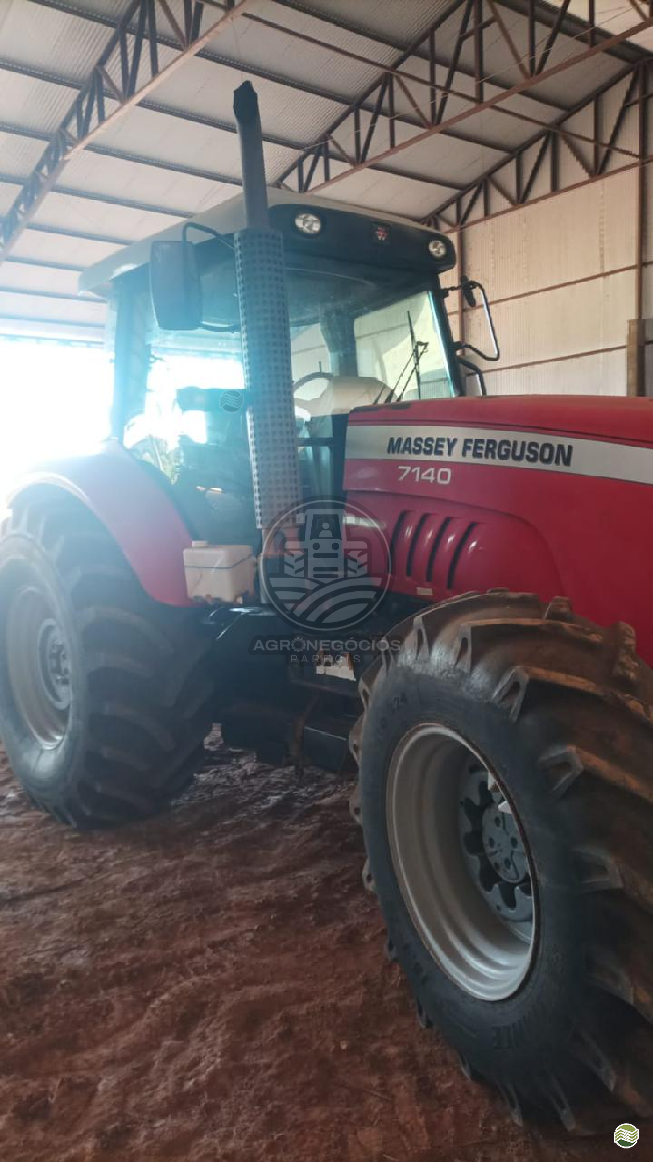 TRATOR MASSEY FERGUSON MF 7140 Tração 4x4 Agronegócios Parecis CAMPO NOVO DO PARECIS MATO GROSSO MT
