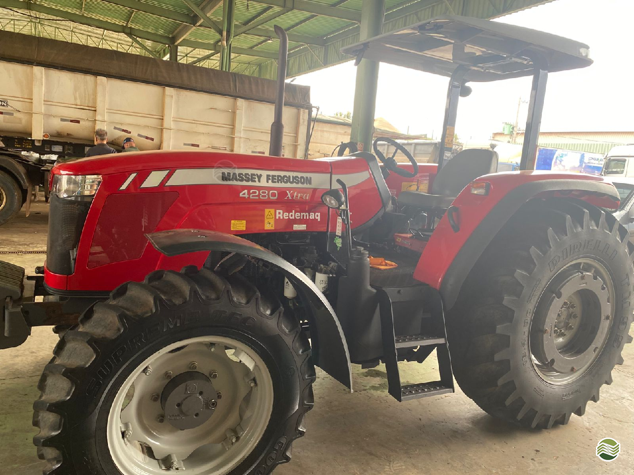 TRATOR MASSEY FERGUSON MF 4280 Tração 4x4 Machine Tratores LAVRAS MINAS GERAIS MG