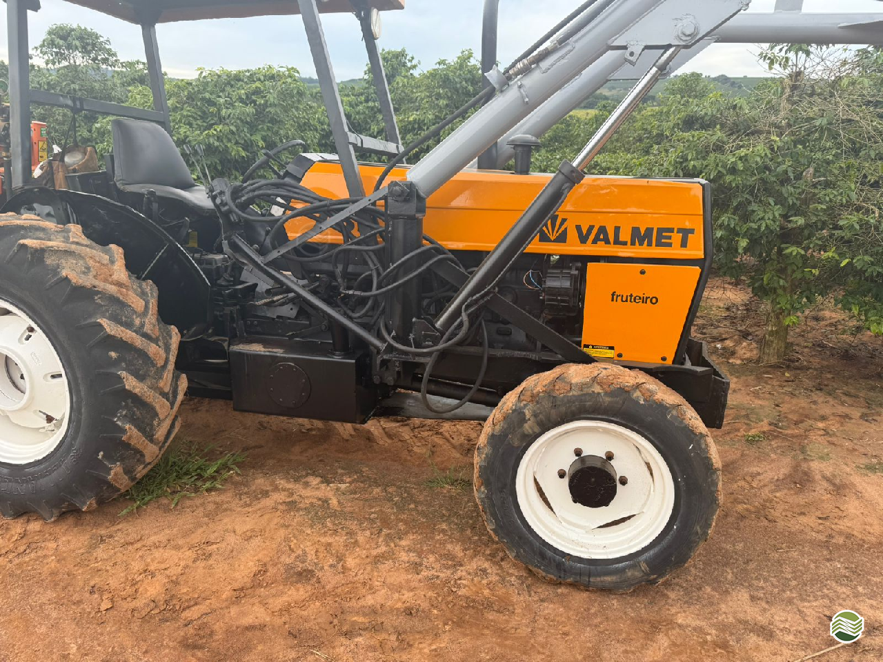 TRATOR VALMET VALMET 785 Tração 4x4 Machine Tratores LAVRAS MINAS GERAIS MG