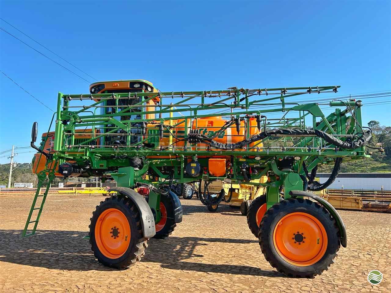 PULVERIZADOR STARA GLADIADOR 2700 Tração 4x4 Tratorlar LARANJEIRAS DO SUL PARANÁ PR
