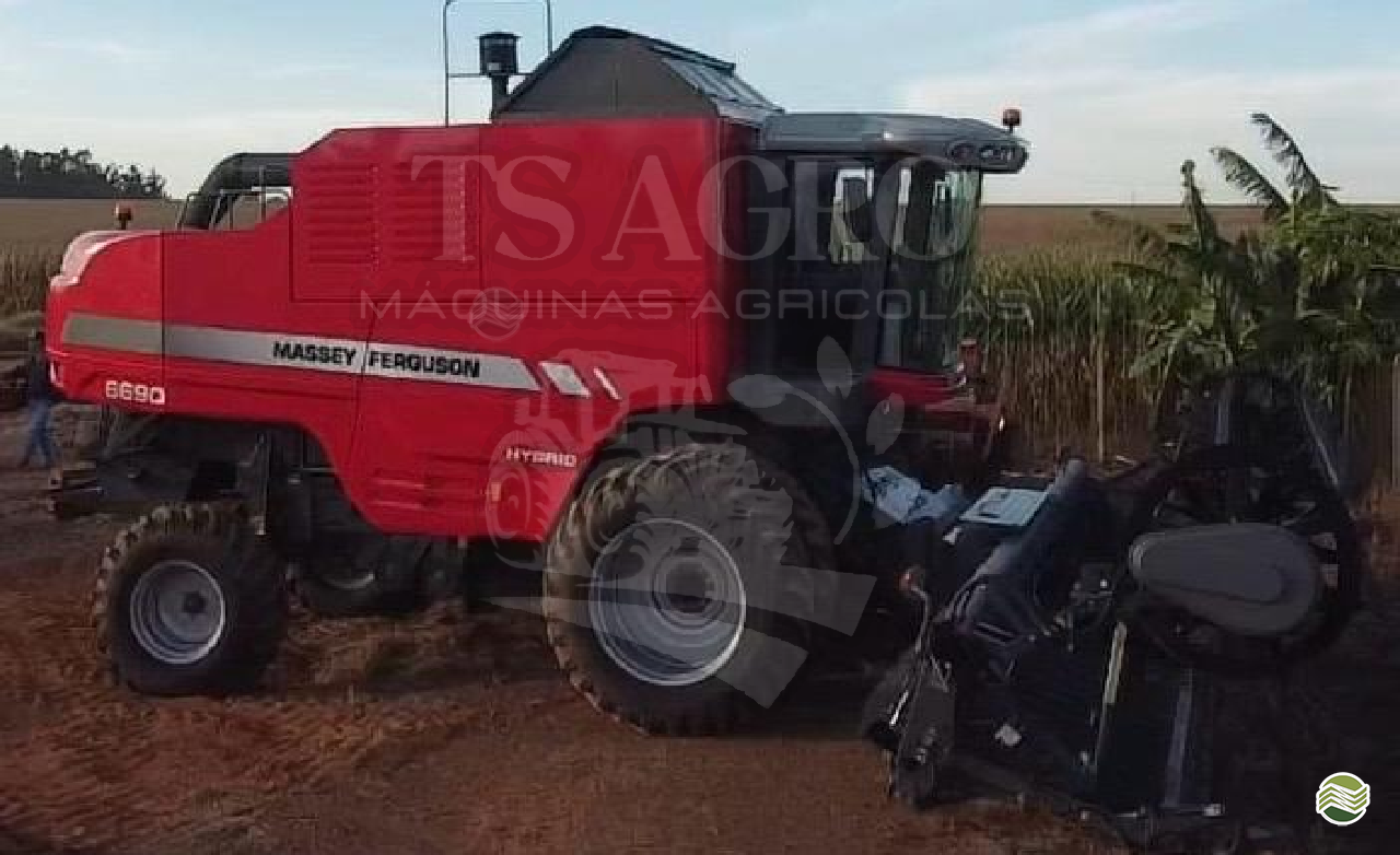 COLHEITADEIRA MASSEY FERGUSON MF 6690 TS Agro Máquinas Agrícolas PRIMAVERA DO LESTE MATO GROSSO MT
