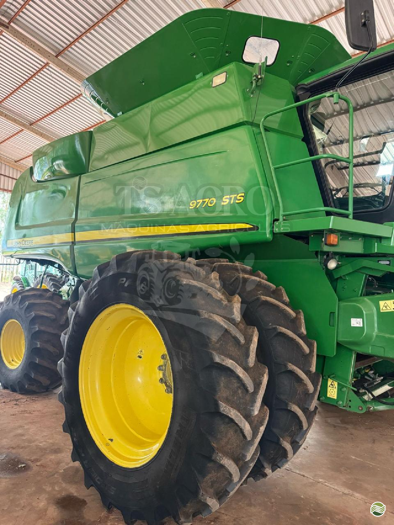 COLHEITADEIRA JOHN DEERE JOHN DEERE 9770 STS TS Agro Máquinas Agrícolas PRIMAVERA DO LESTE MATO GROSSO MT