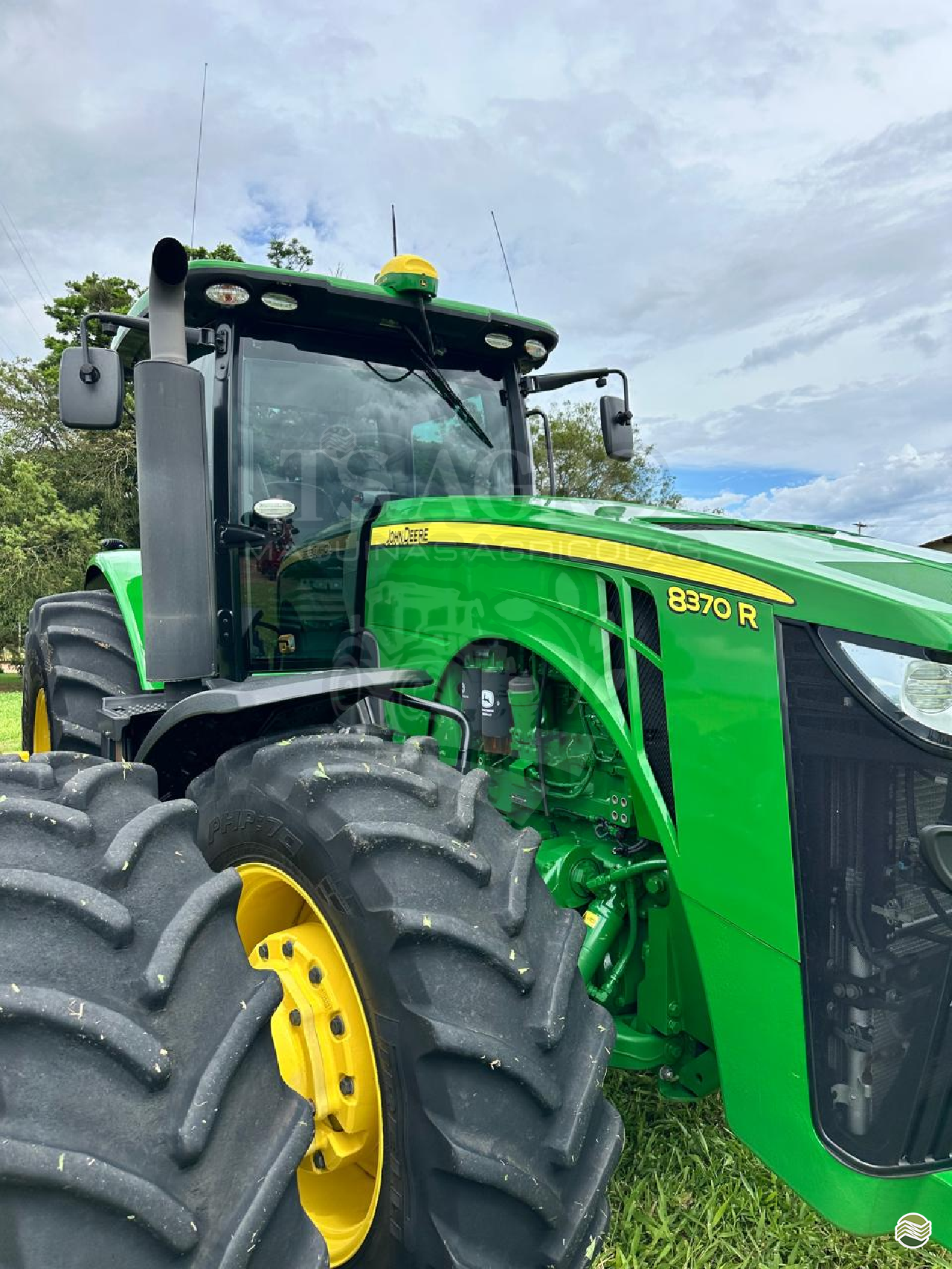 TRATOR JOHN DEERE JOHN DEERE 8370R Tração 4x4 TS Agro Máquinas Agrícolas PRIMAVERA DO LESTE MATO GROSSO MT