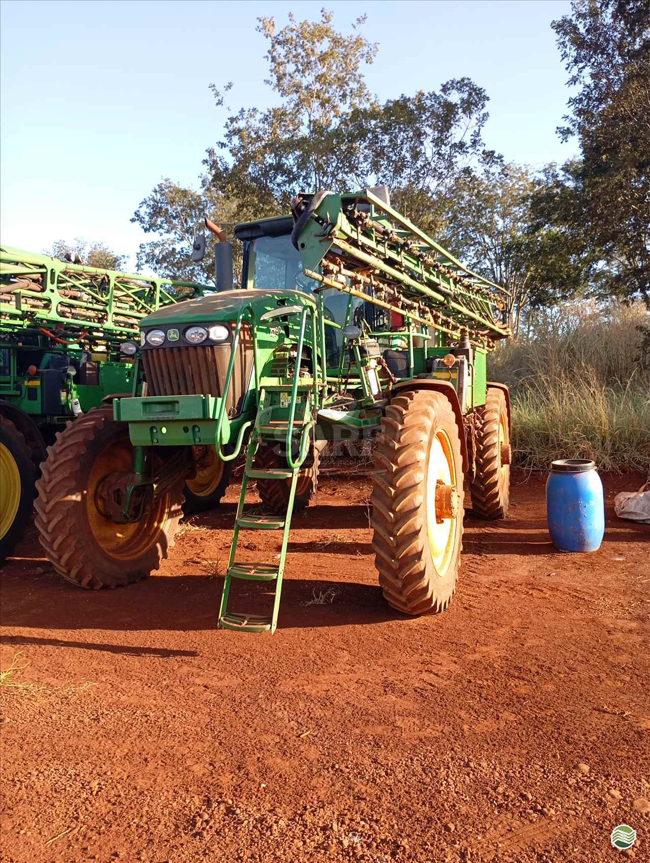 PULVERIZADOR JOHN DEERE JOHN DEERE 4730 Tração 4x4 SARF Soluções Agrícolas UBERLANDIA MINAS GERAIS MG