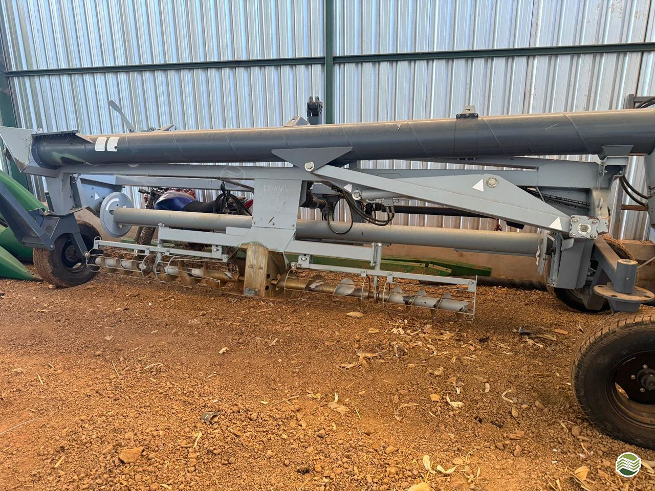 IMPLEMENTOS AGRICOLAS EXTRATORA ELEVADOR EXTRATORA DE GRÃOS SARF Soluções Agrícolas UBERLANDIA MINAS GERAIS MG