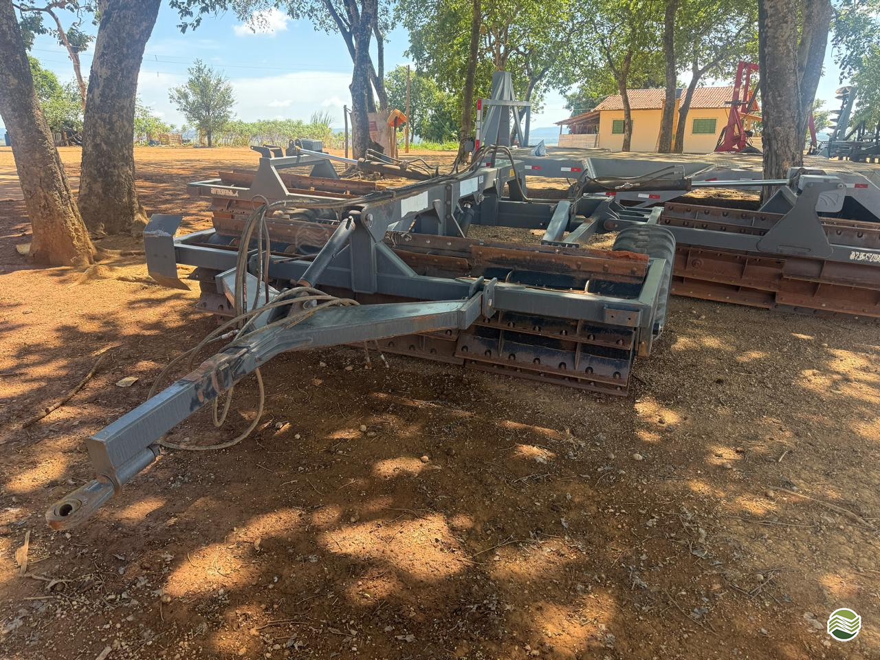 IMPLEMENTOS AGRICOLAS ROLO FACA ROLO FACA SARF Soluções Agrícolas UBERLANDIA MINAS GERAIS MG