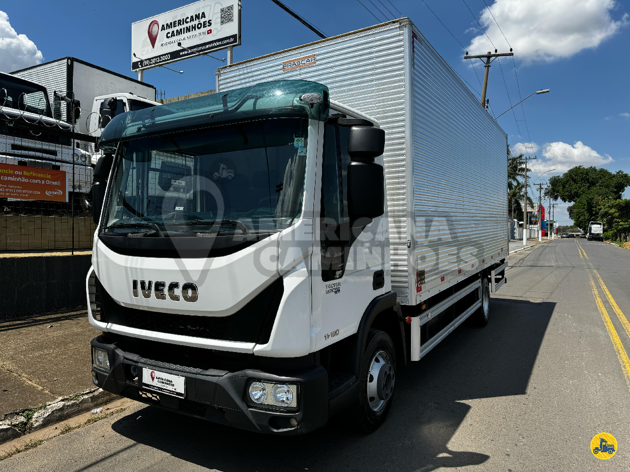 CAMINHAO IVECO TECTOR 11-190 Baú Furgão 3/4 4x2 Americana Caminhões AMERICANA SÃO PAULO SP