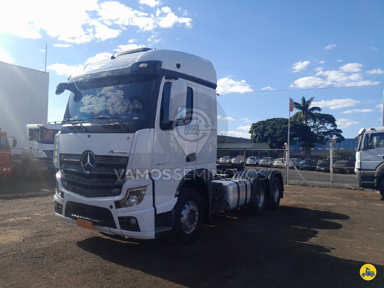 CAMINHAO MERCEDES-BENZ MB 2651 Cavalo Mecânico Truck 6x4 Vamos Seminovos - Uberlândia UBERLANDIA MINAS GERAIS MG