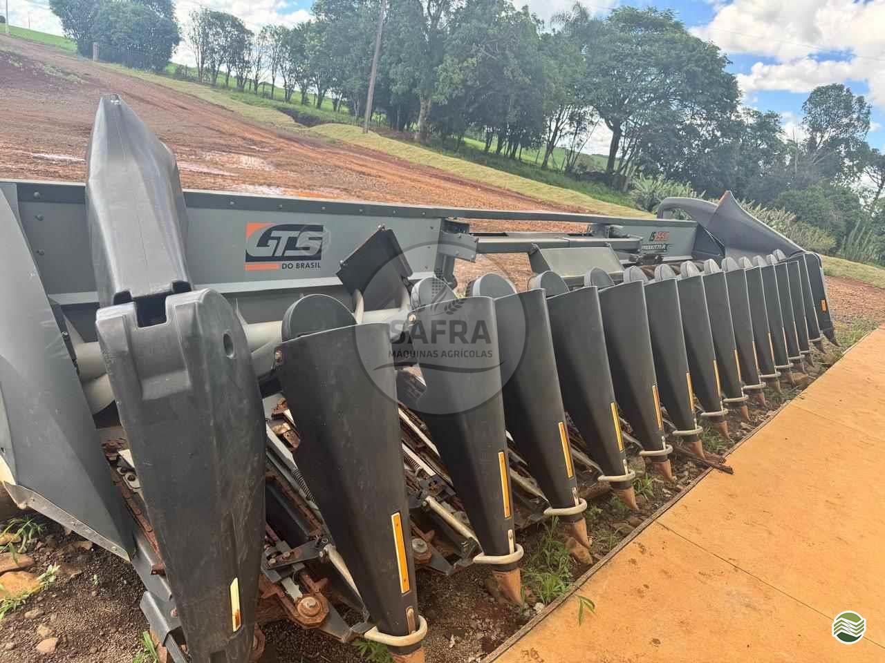 PLATAFORMA COLHEITADEIRA GTS PRODUTTIVA 1550 Safra Máquinas Agrícolas - GTS JARDIM ALEGRE PARANÁ PR