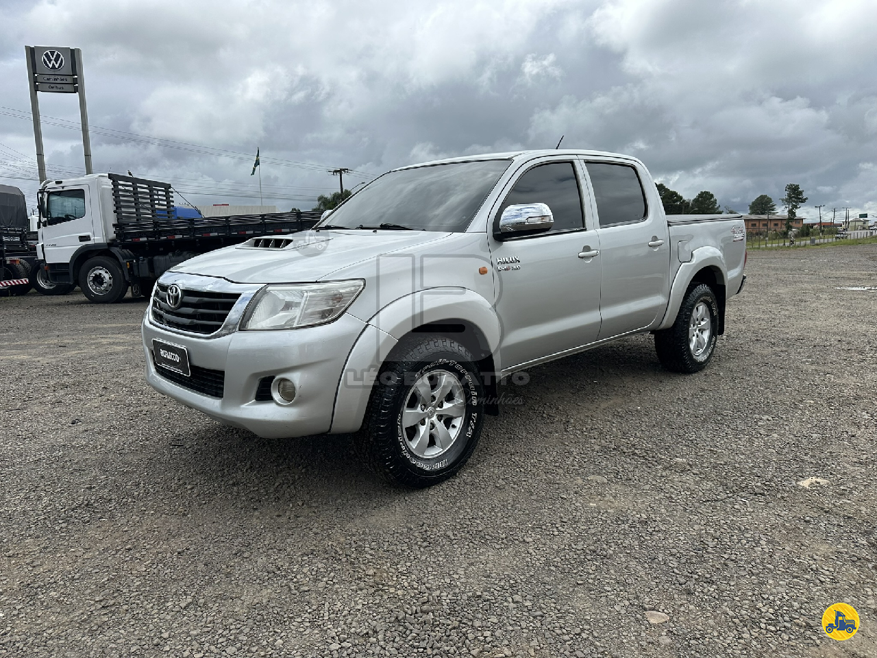 CARRO TOYOTA Hilux 3.0 SR CD Léo Buratto Caminhões LAGES SANTA CATARINA SC