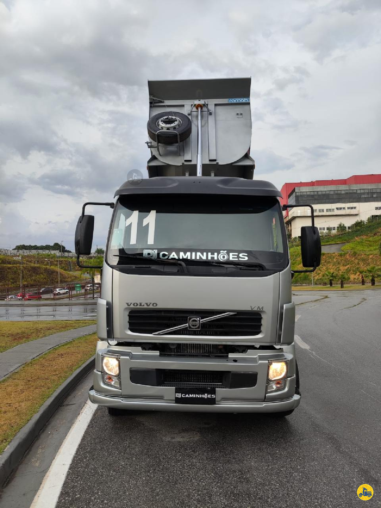CAMINHAO VOLVO VOLVO VM 260 Caçamba Basculante BiTruck 8x2 DJ Caminhões  BETIM MINAS GERAIS MG